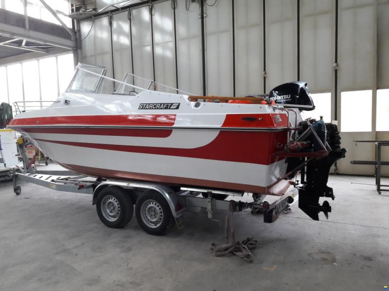 Motorboot