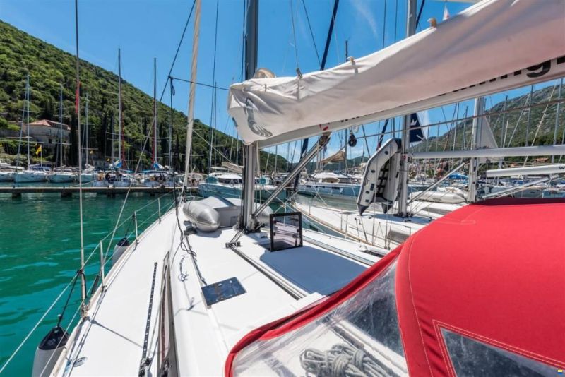 Beneteau Oceanis 48