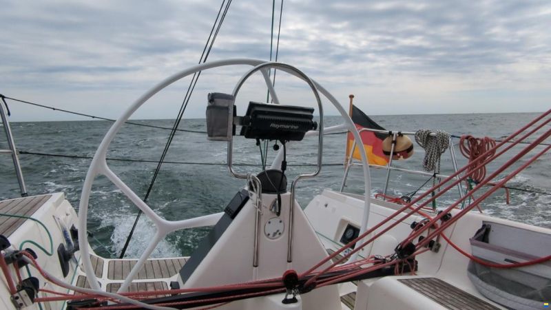 Elan 37