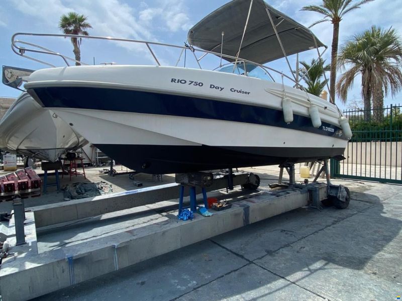 Rio 750 day cruiser