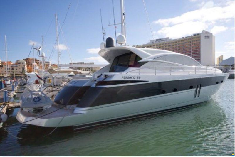 Pershing 62
