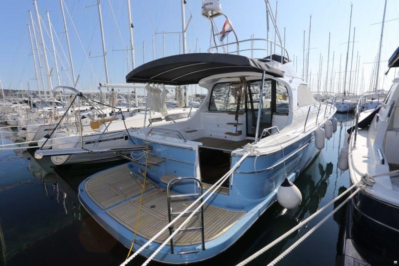 Adriana Boats Adriana 44 Fly