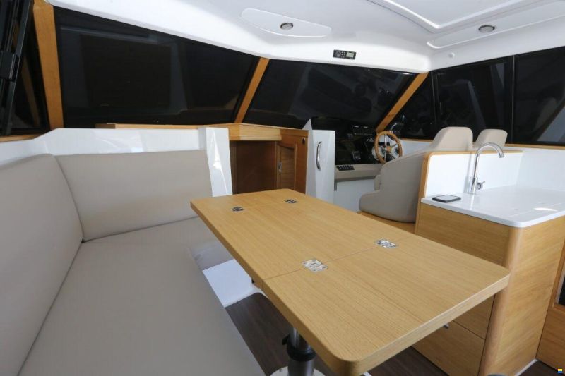 Adriana Boats Adriana 44 Fly