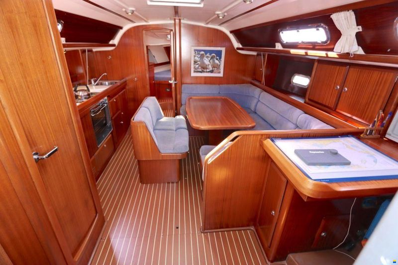 Bavaria 38-3
