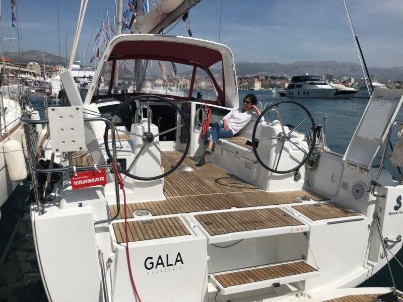 Beneteau Oceanis 35