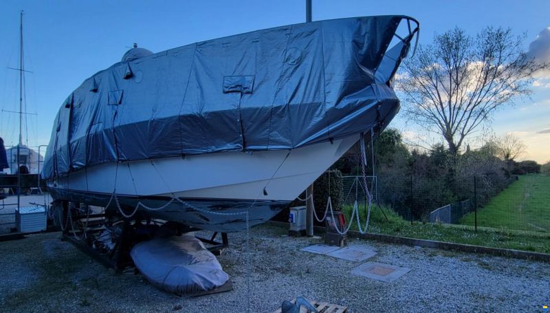 Sealine C39