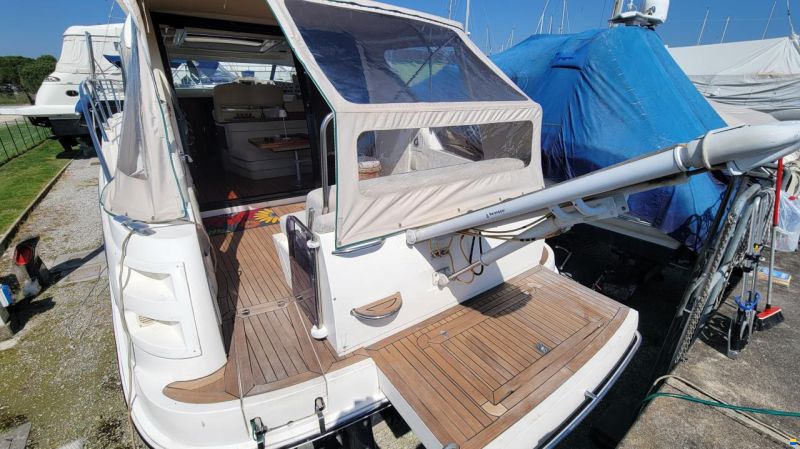 Sealine C39