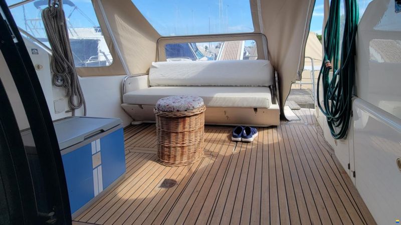 Sealine C39