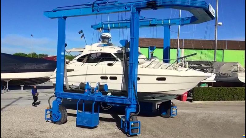 Sealine C39