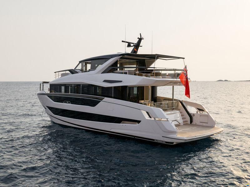 Sunseeker 82 Ocean Enclosed