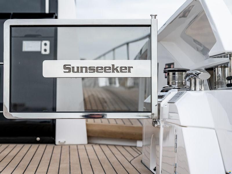 Sunseeker Predator 65