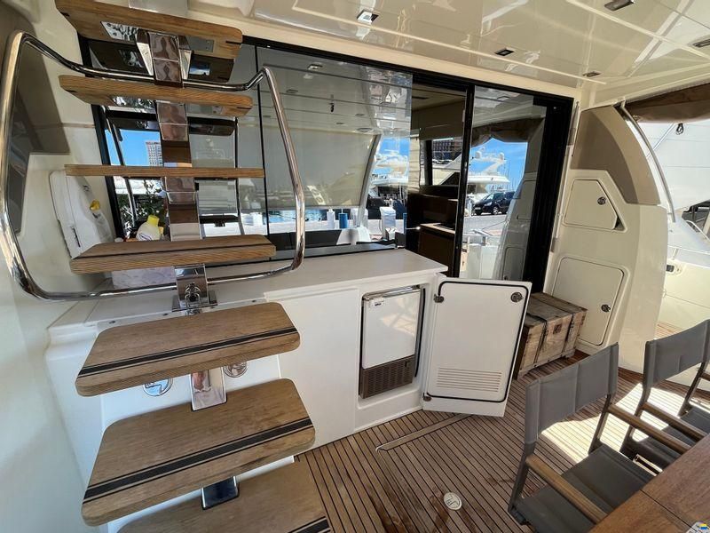 Jeanneau Prestige 630