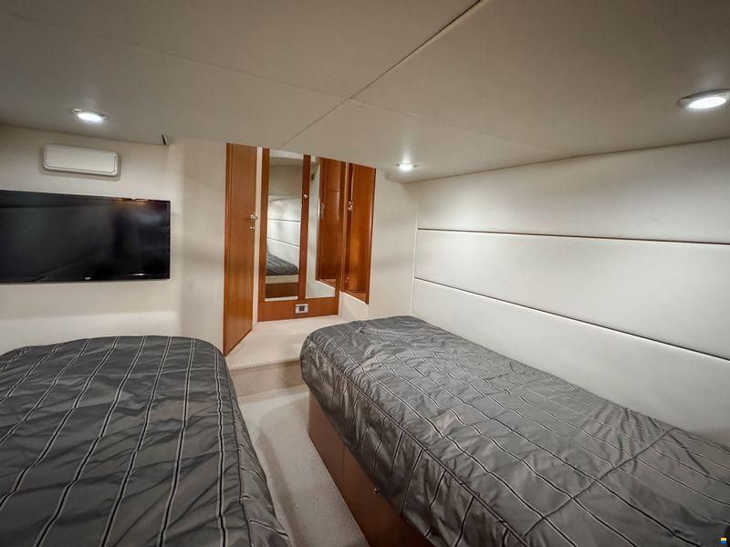 Sunseeker Portofino 47