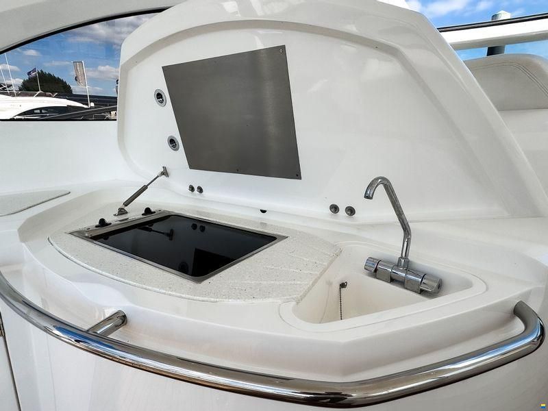 Sunseeker Portofino 47