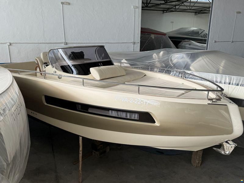 Invictus Yachts 280 GT