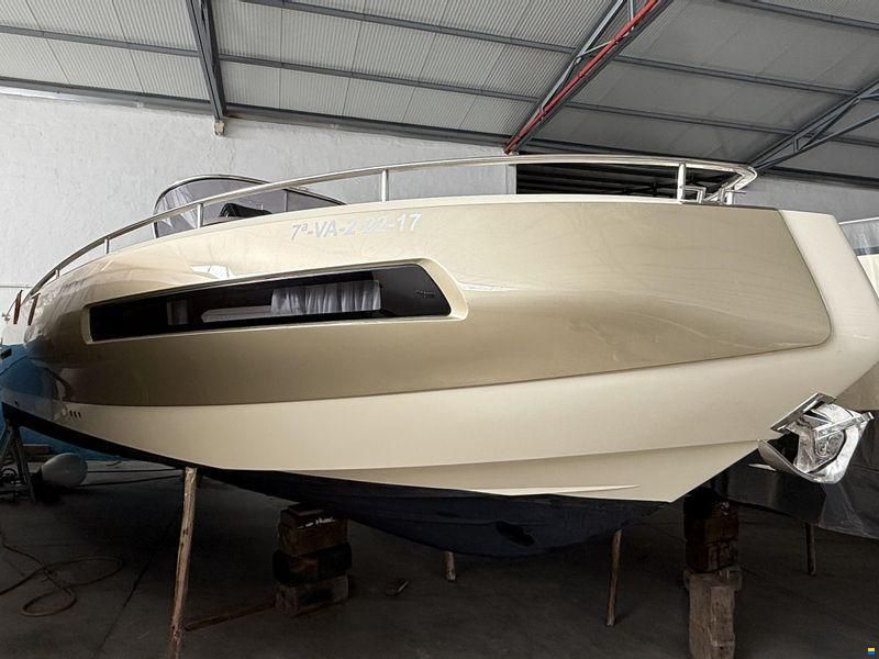 Invictus Yachts 280 GT
