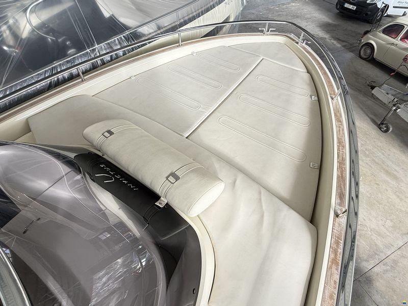 Invictus Yachts 280 GT