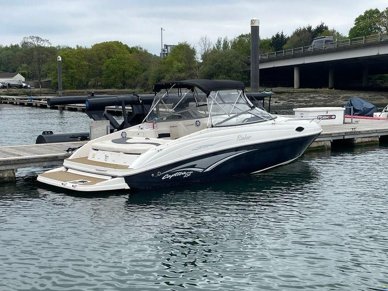 Rinker 232 Captiva