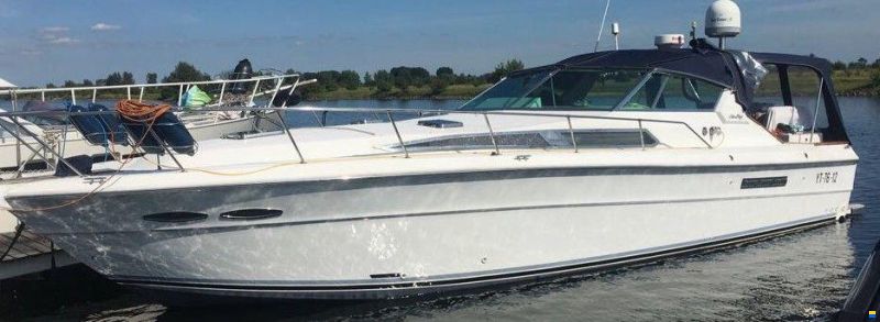 Sea Ray 400 Express Cruiser