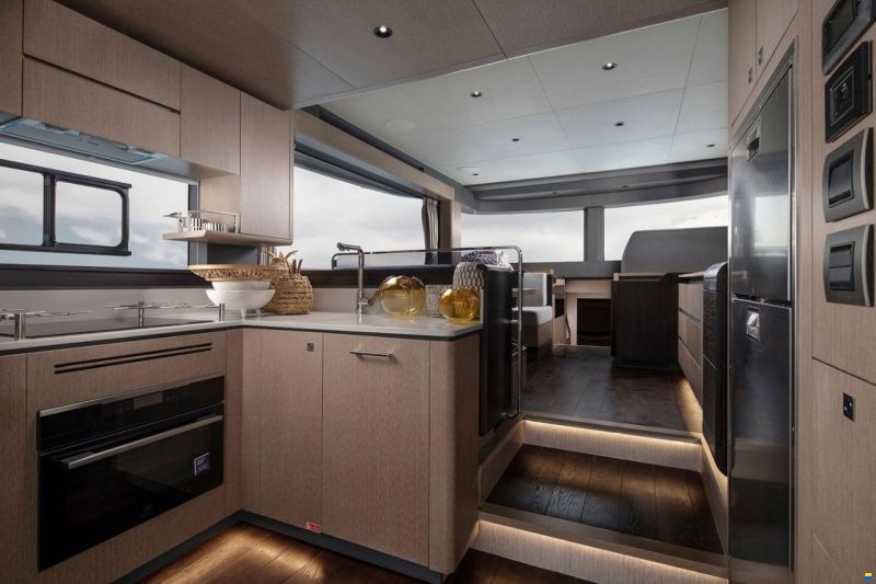 SIRENA 48 COUPE HYBRID