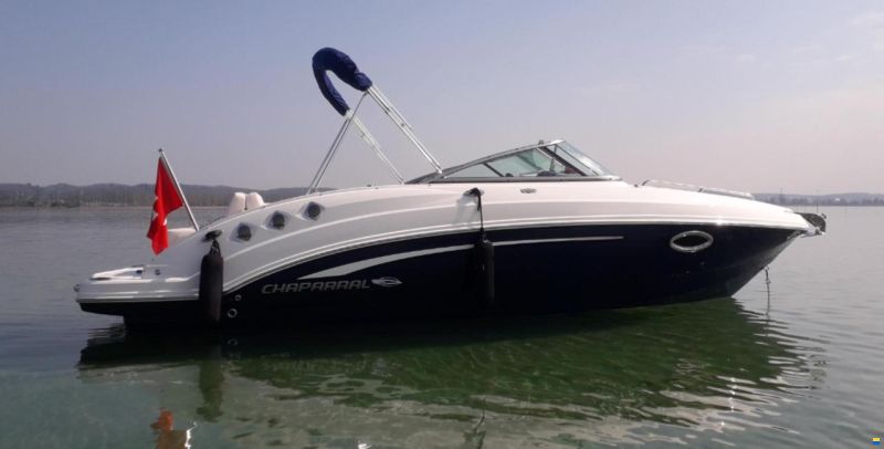 Chaparral 225 SSI