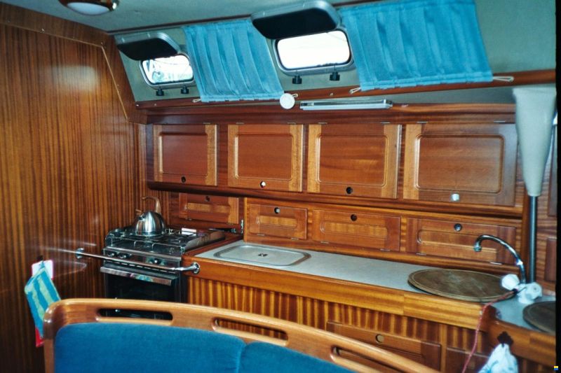 Bavaria 370 Lagoon