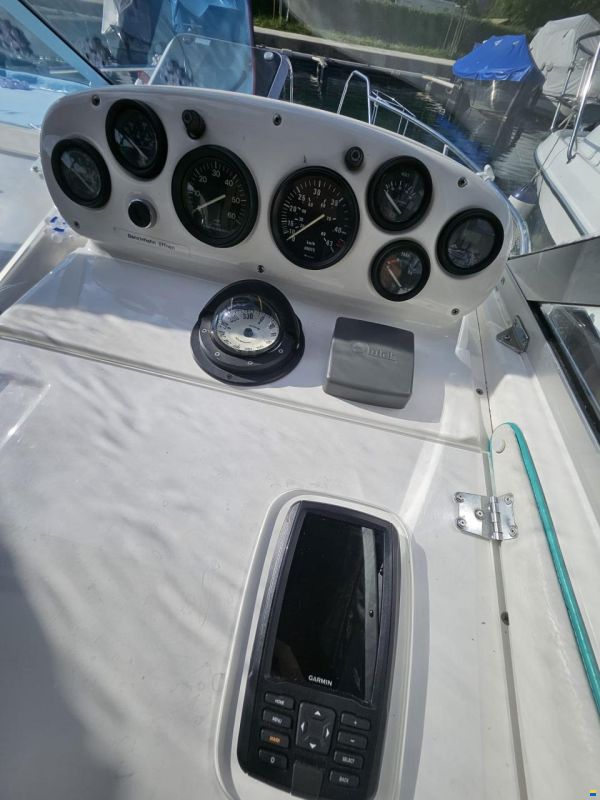Sealine 24 Senator