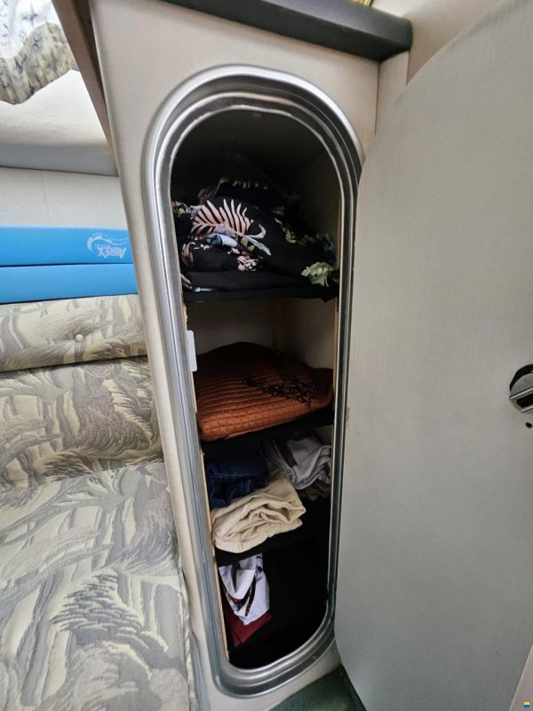 Sealine 24 Senator