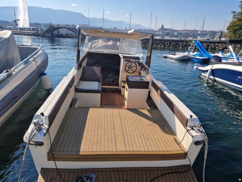 Schweizer Bateaux Saphyr 750 CAB