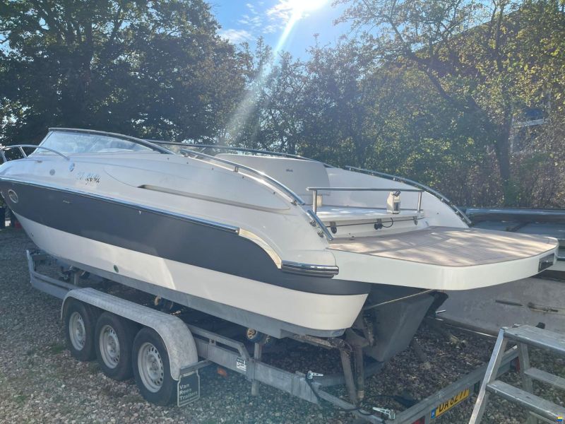 Windy 28 Ghibli