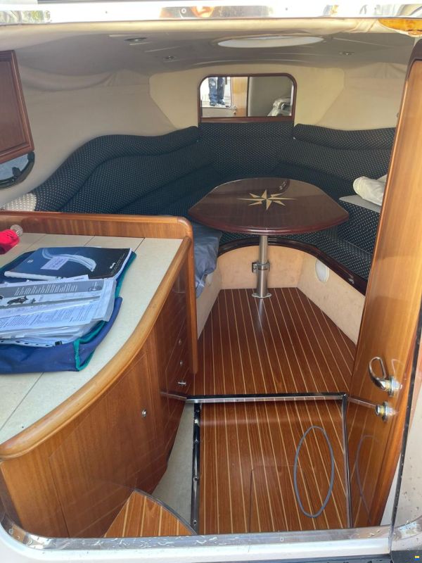 Windy 28 Ghibli