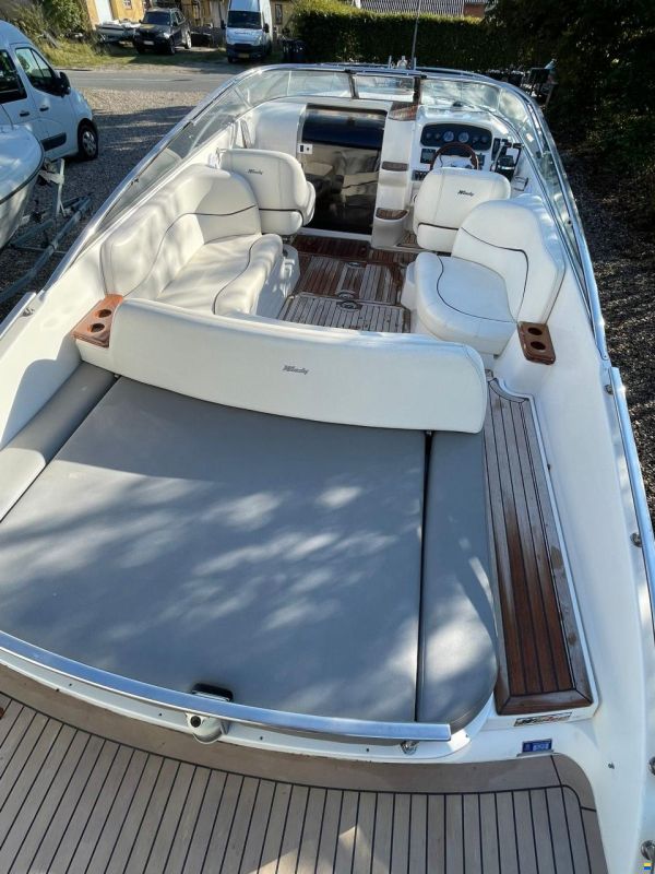 Windy 28 Ghibli