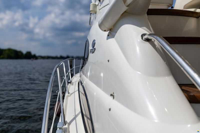 Sealine F37 Flybridge