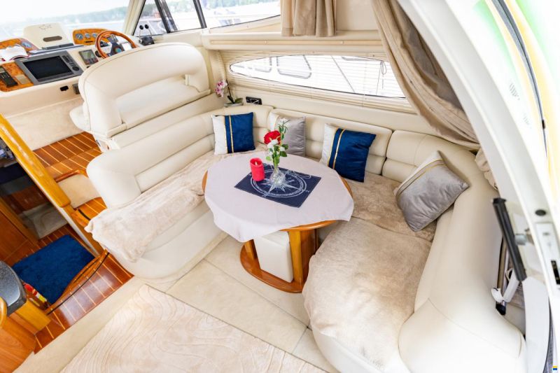 Sealine F37 Flybridge