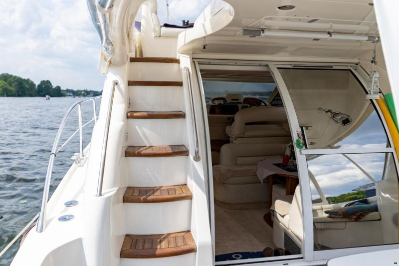 Sealine F37 Flybridge