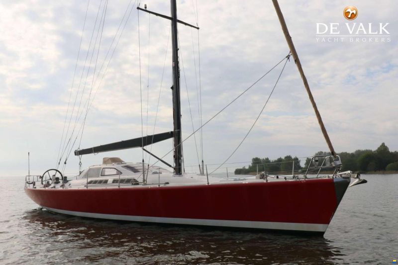 Simonis / Voogd 63 with lift keel