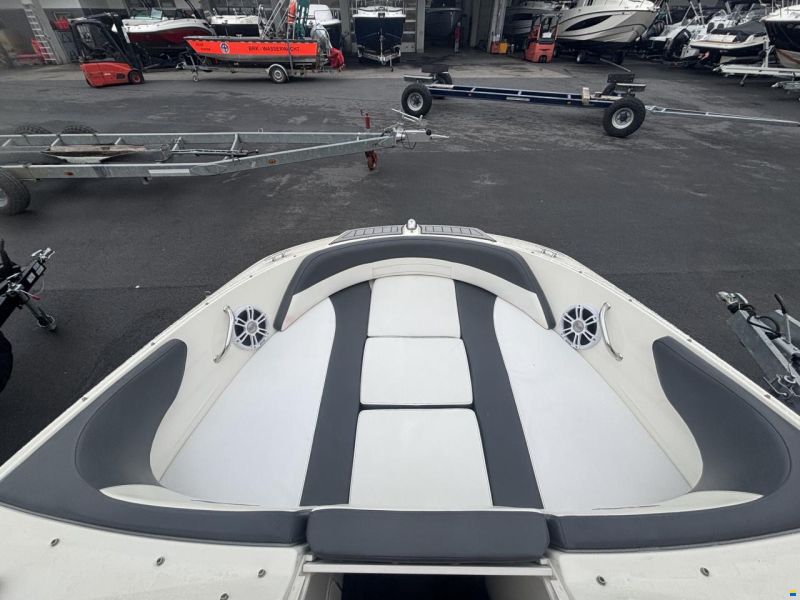 Sea Ray 190 SPXE