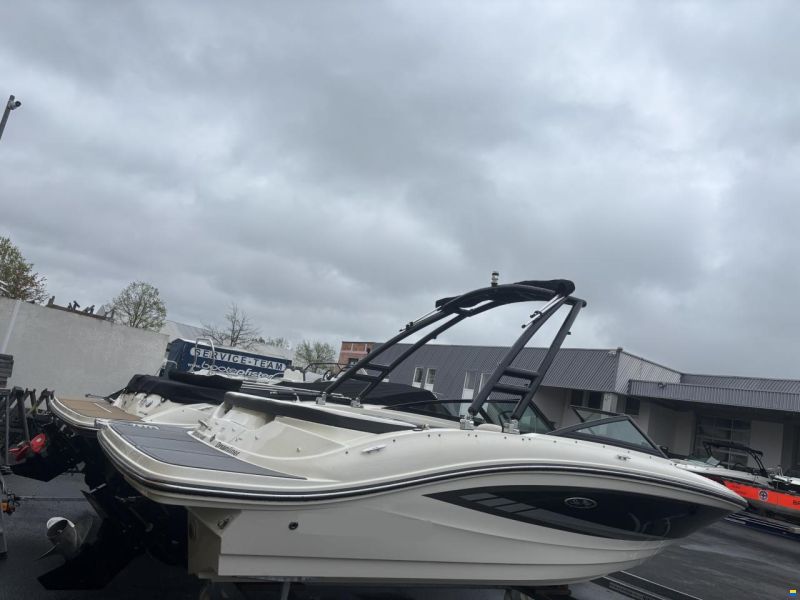 Sea Ray 190 SPXE