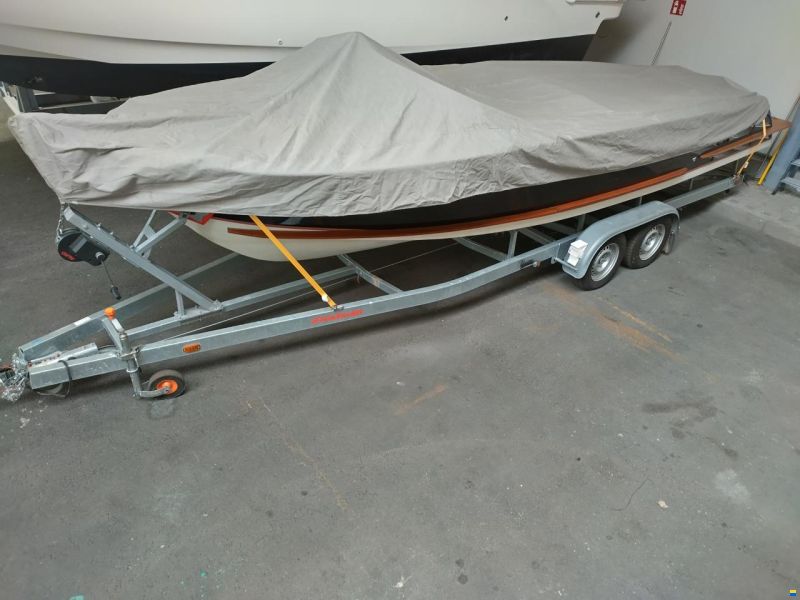 Britamarine R24
