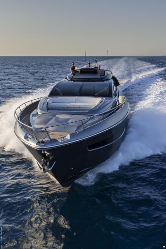 Riva 76 Perseo Super SportFly