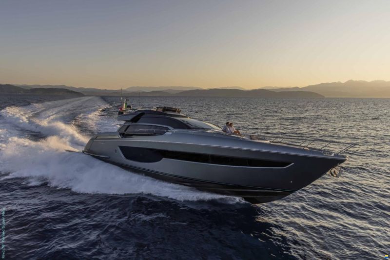 Riva 76 Perseo Super SportFly
