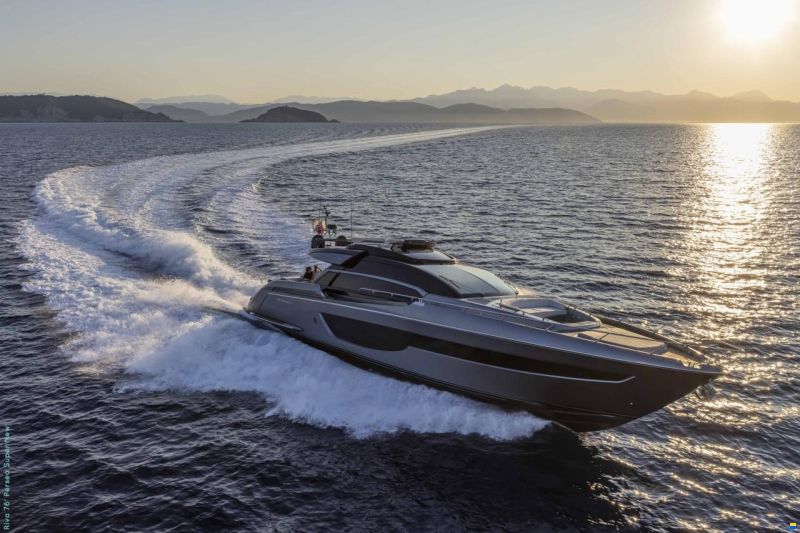 Riva 76 Perseo Super SportFly