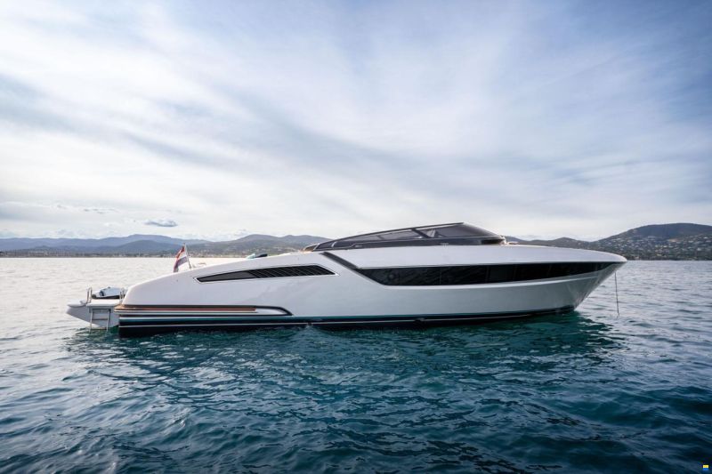 Riva 48 Dolceriva #03 ELEMENTS