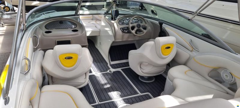 Crownline Bowrider 216 LS