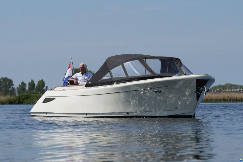Menken Hudson 26