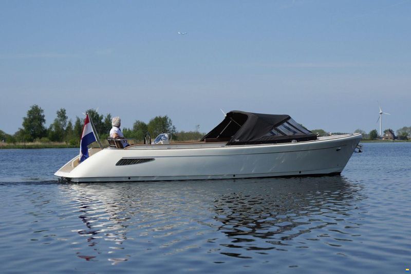 Menken Hudson 26