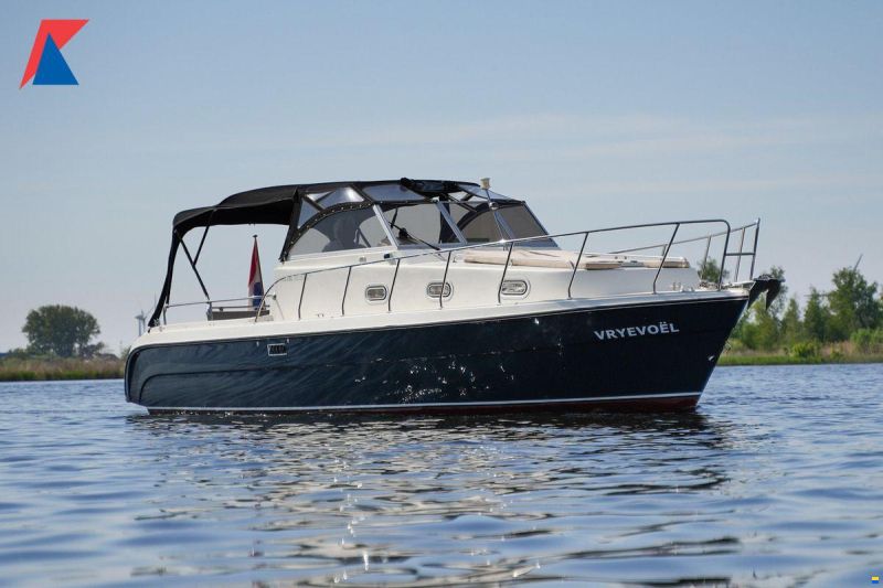 Starcruiser 900