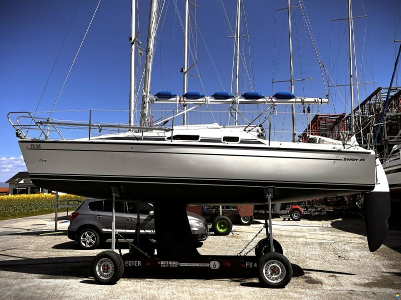 Dehler 25 Cruising
