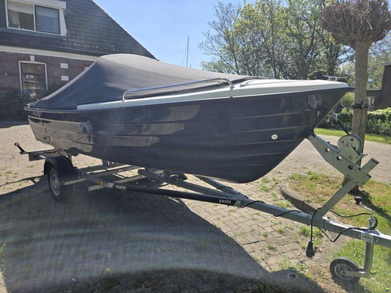 Amigo 470 Fish