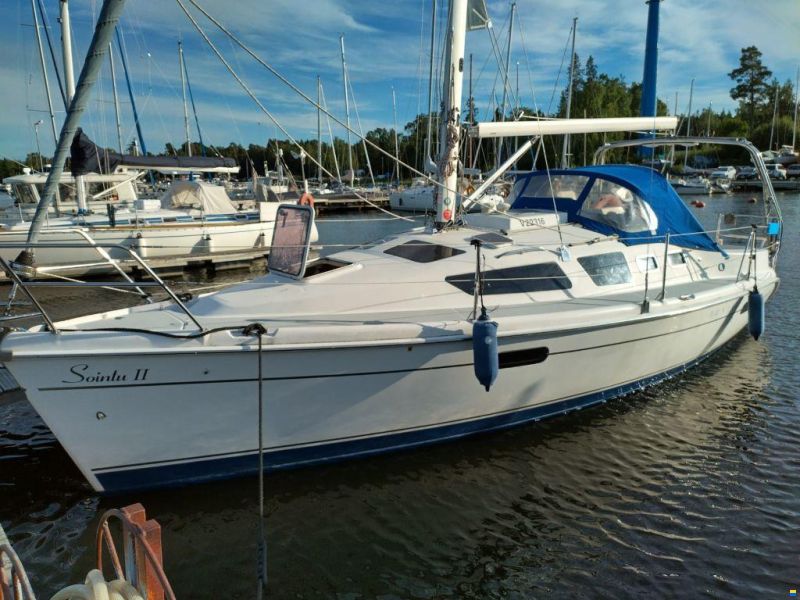 Hunter Marine 326